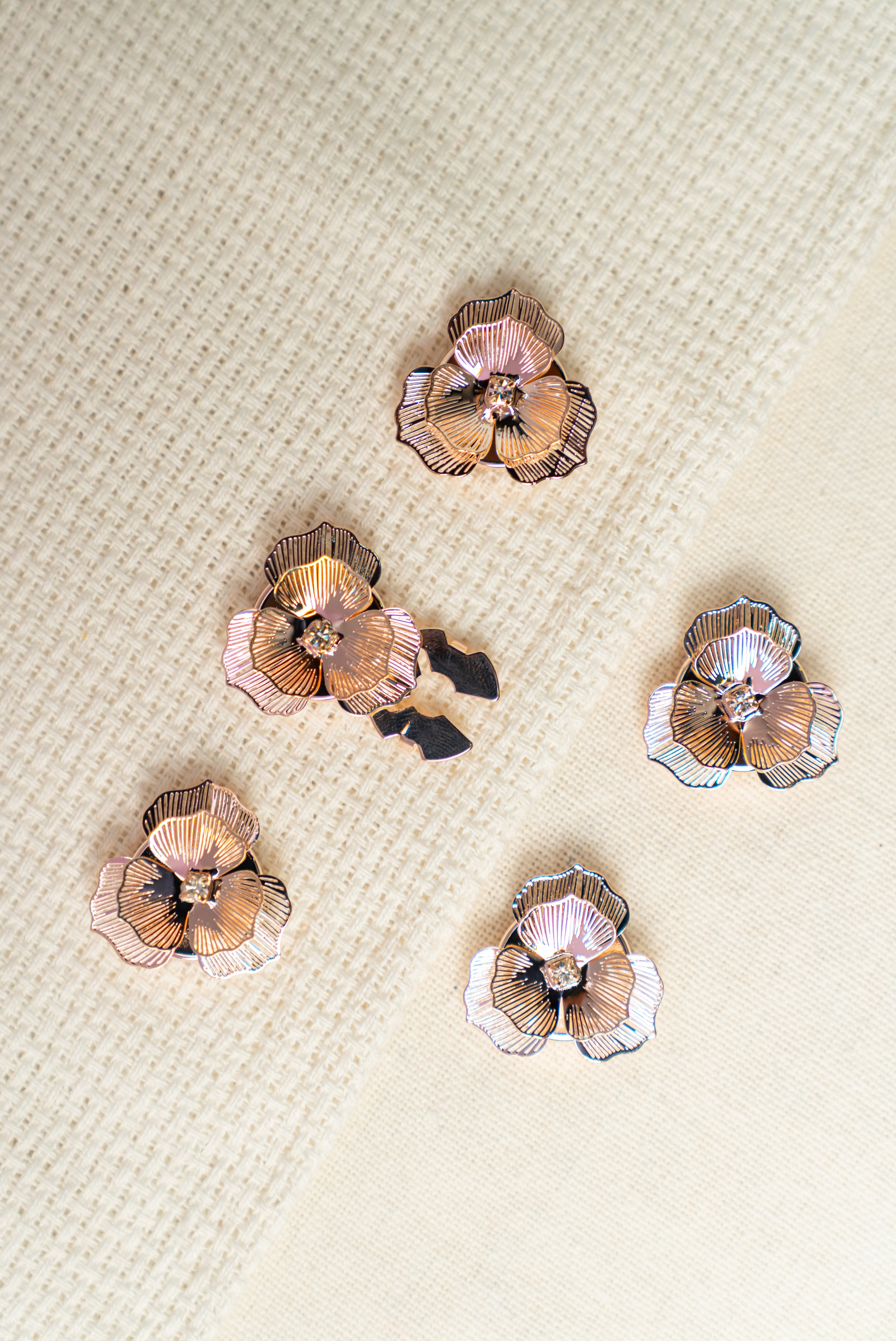 Spiked Bloom – Blending Softness with Bold Spikes