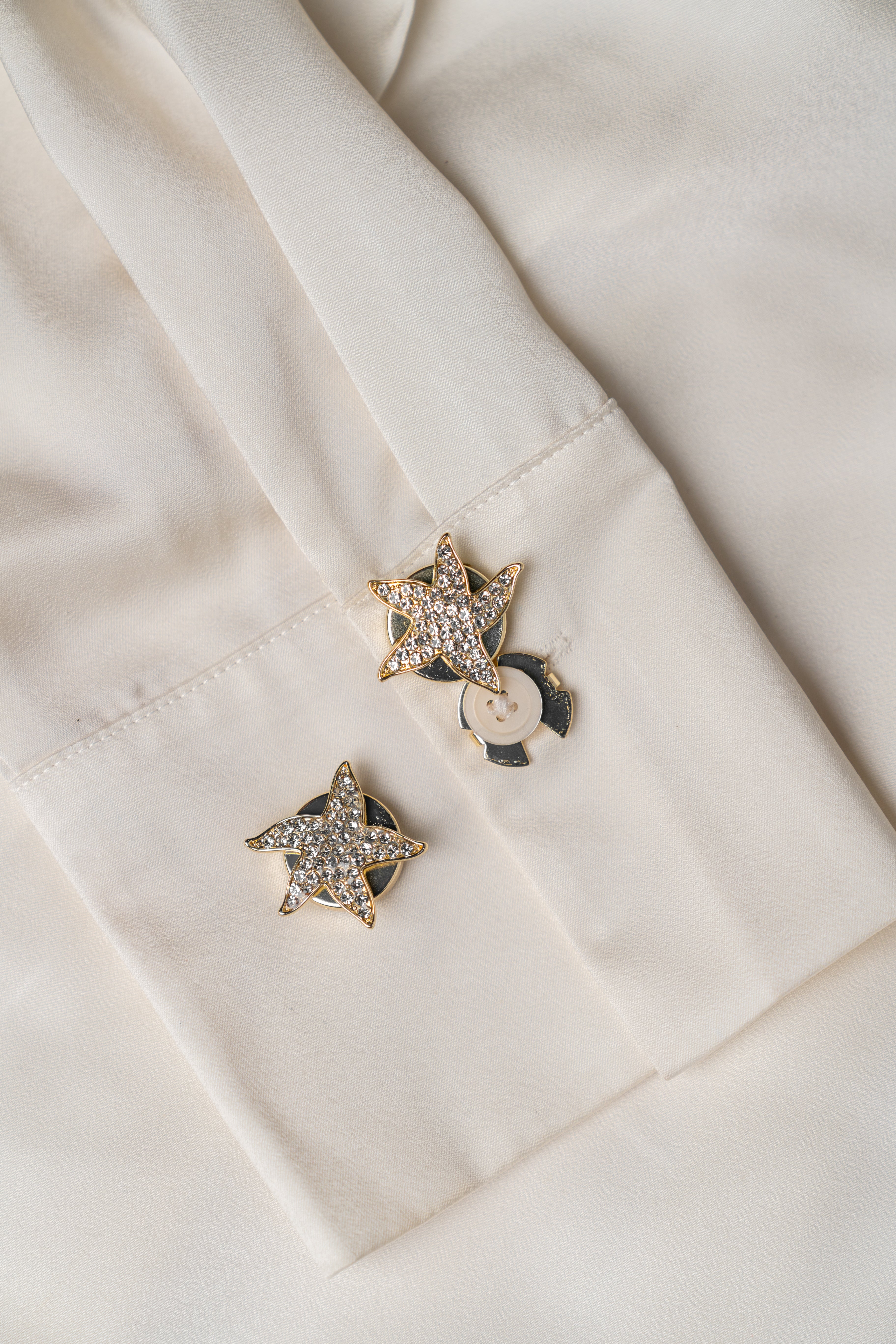 Starfish – Shirt Button Covers for a Coastal Statement Look