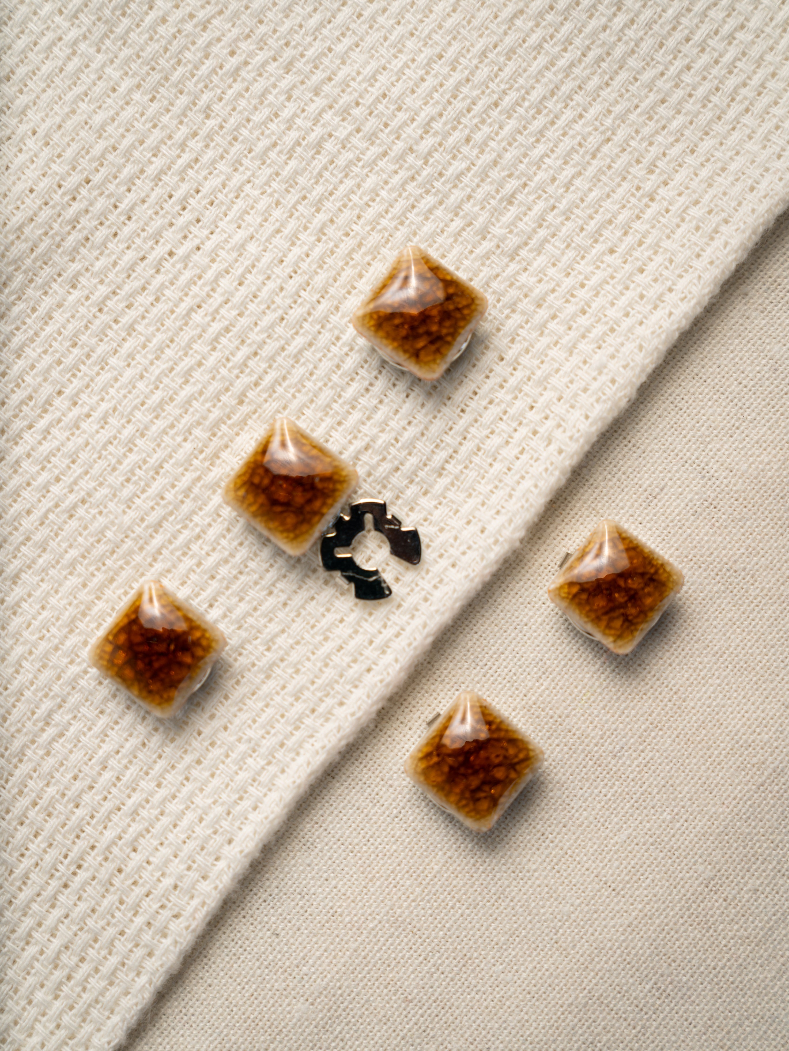 Terra– Button Covers for an Earthy, Contemporary Look