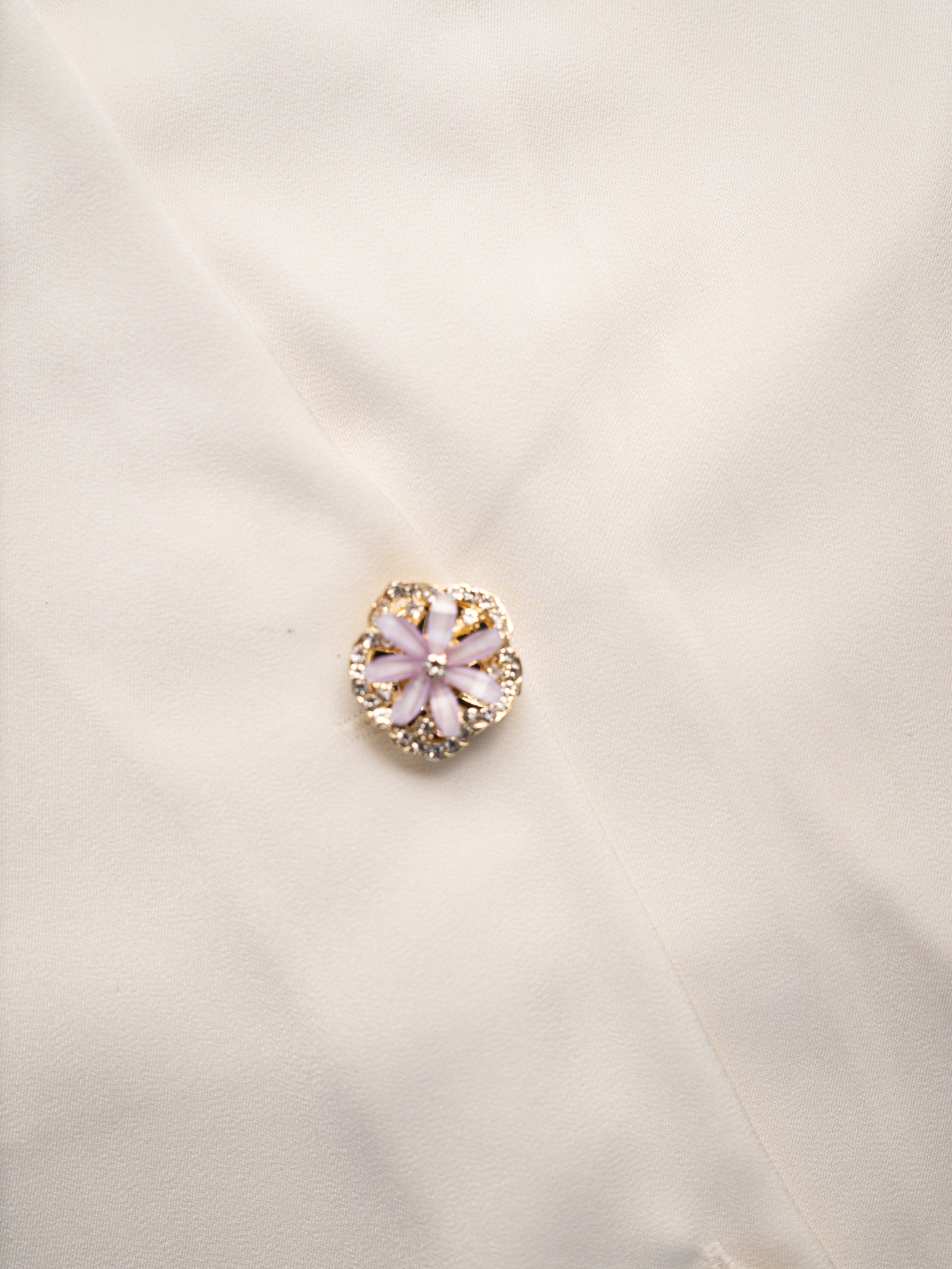 Eden- Button Covers For a Fresh Graceful Look