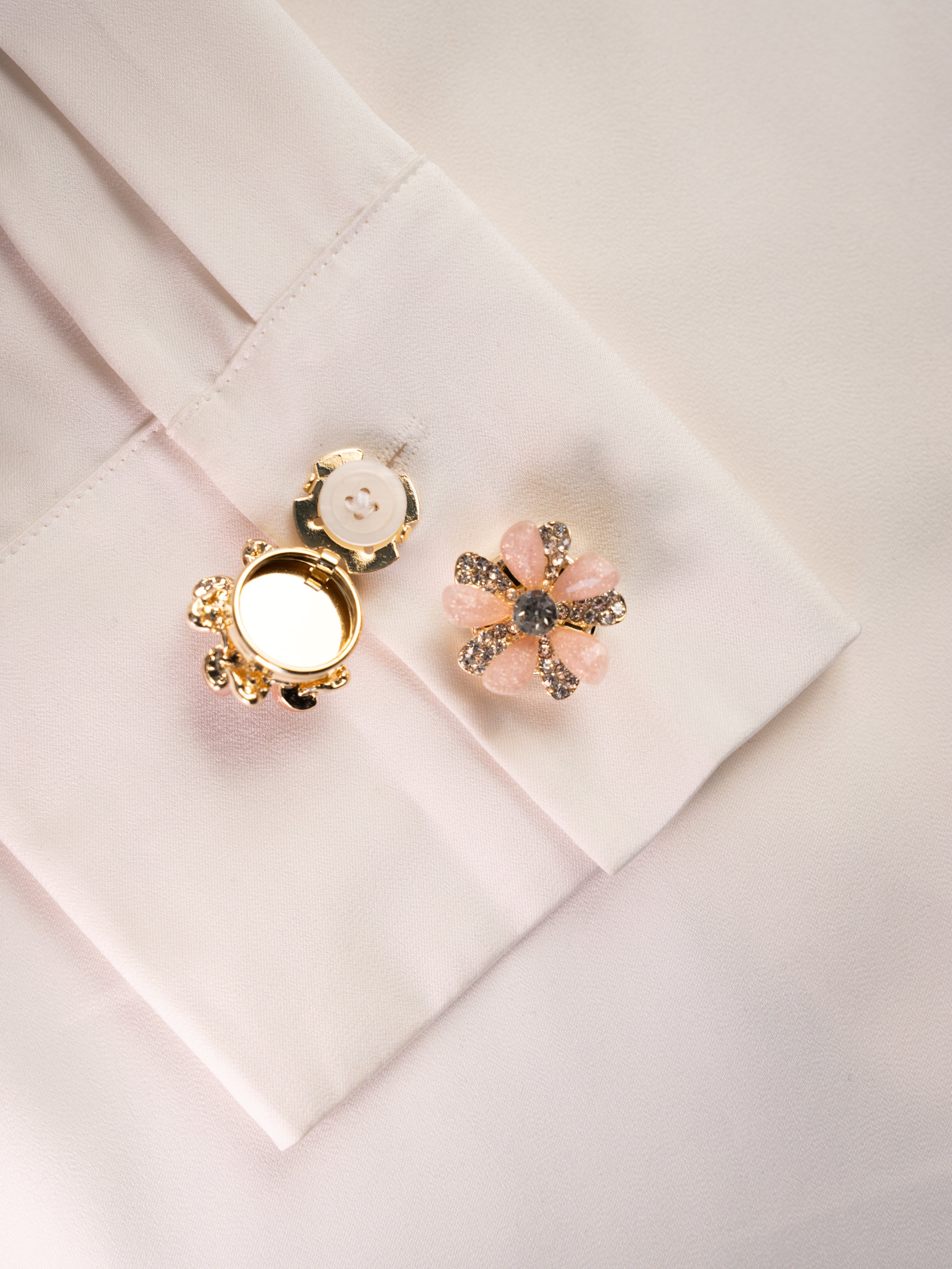 Panache– Button Covers for a Bold, Sophisticated Look