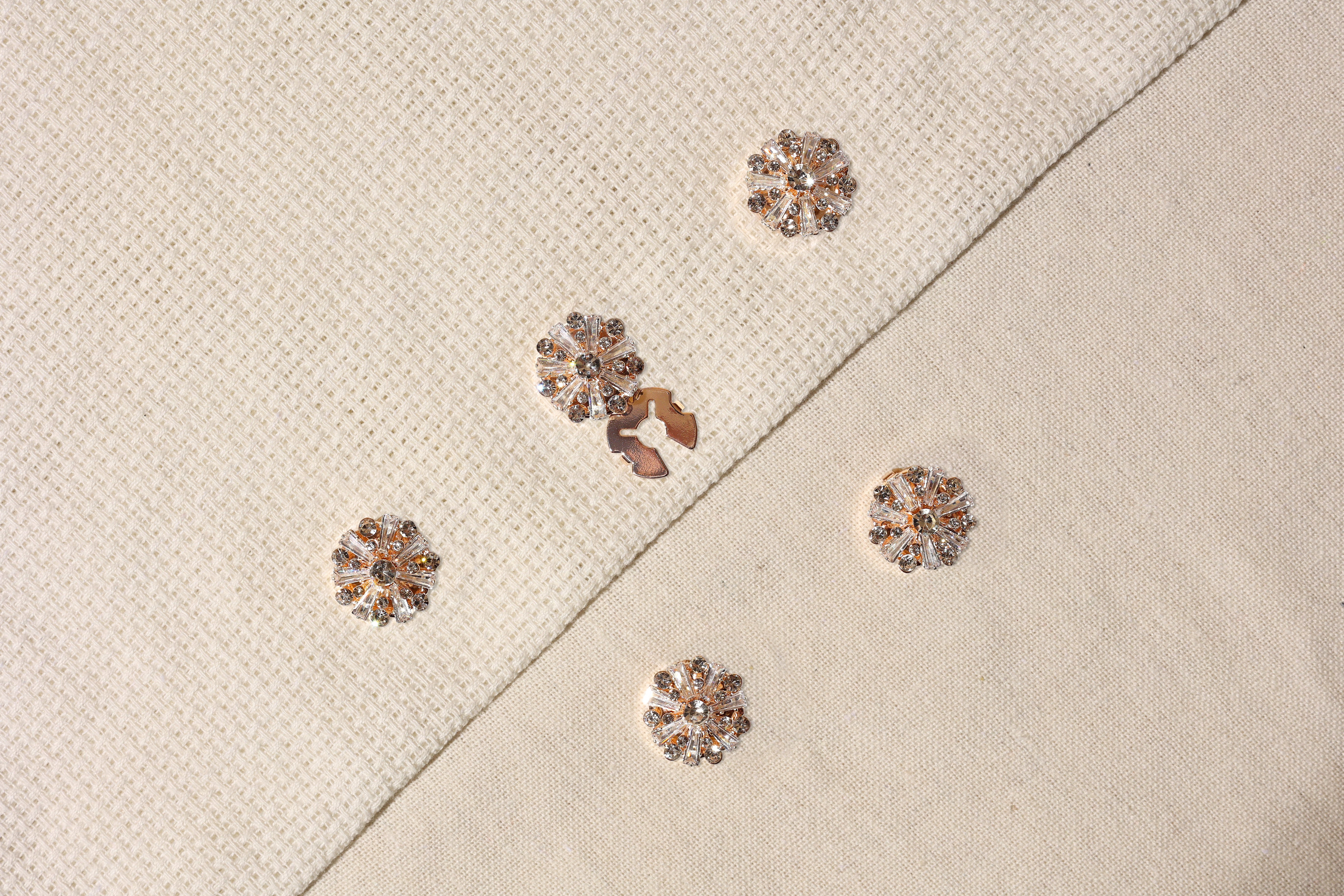 Cosmos- Galaxy-inspired shimmer for a cosmic touch