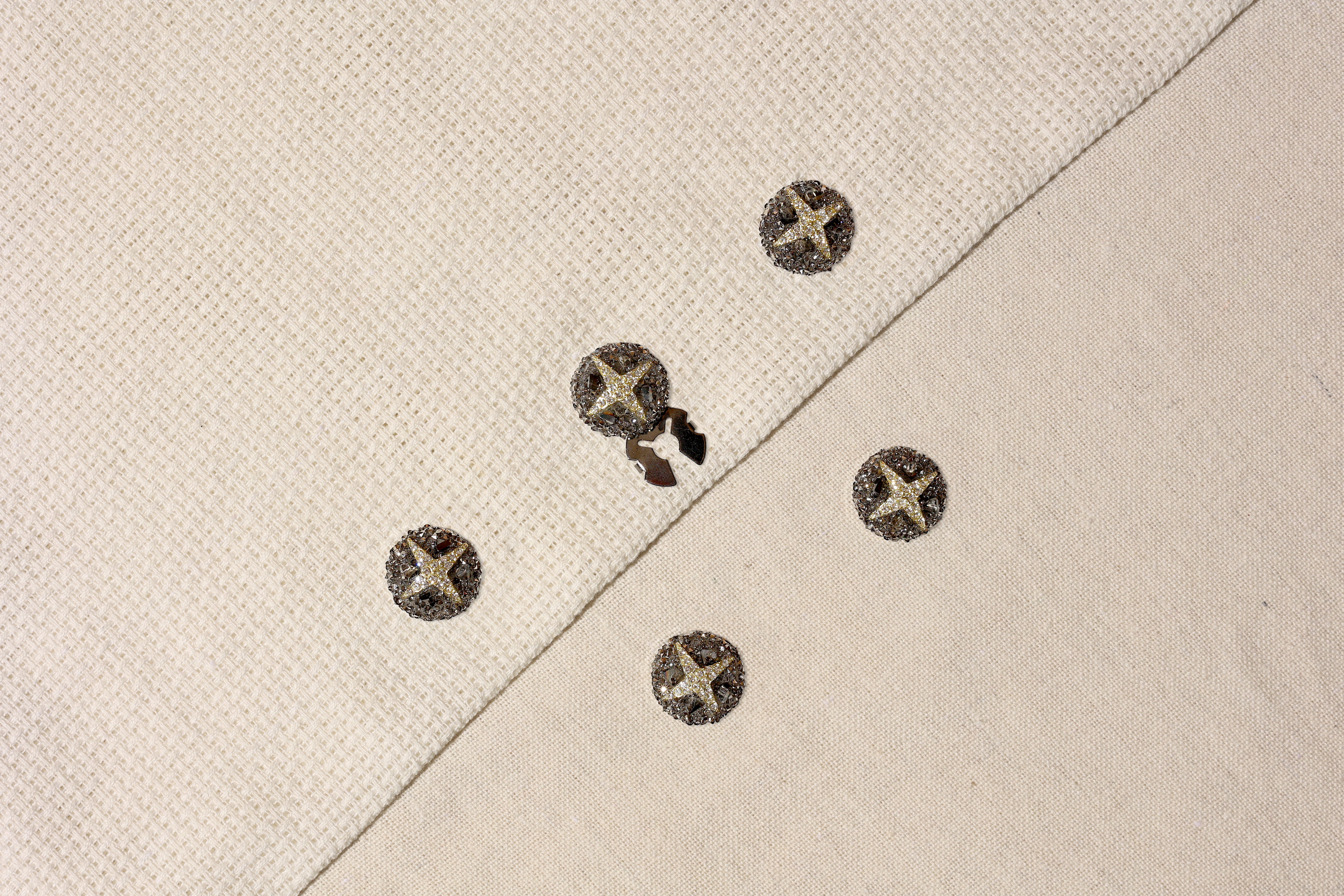 Starry – A sparkle Adding a Star Kissed Shimmer