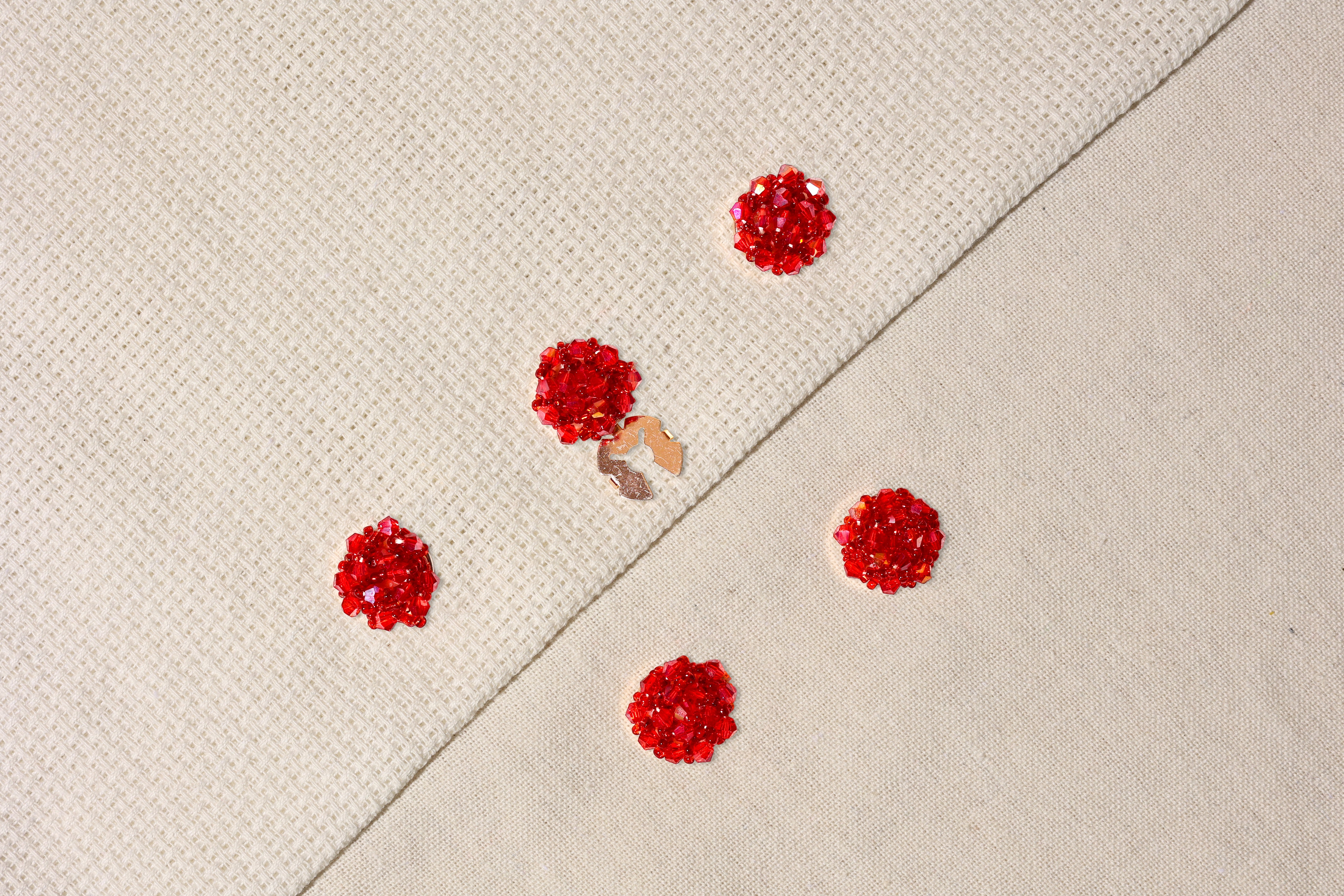 Love Affair – Button Covers for Romantic Statement Looks