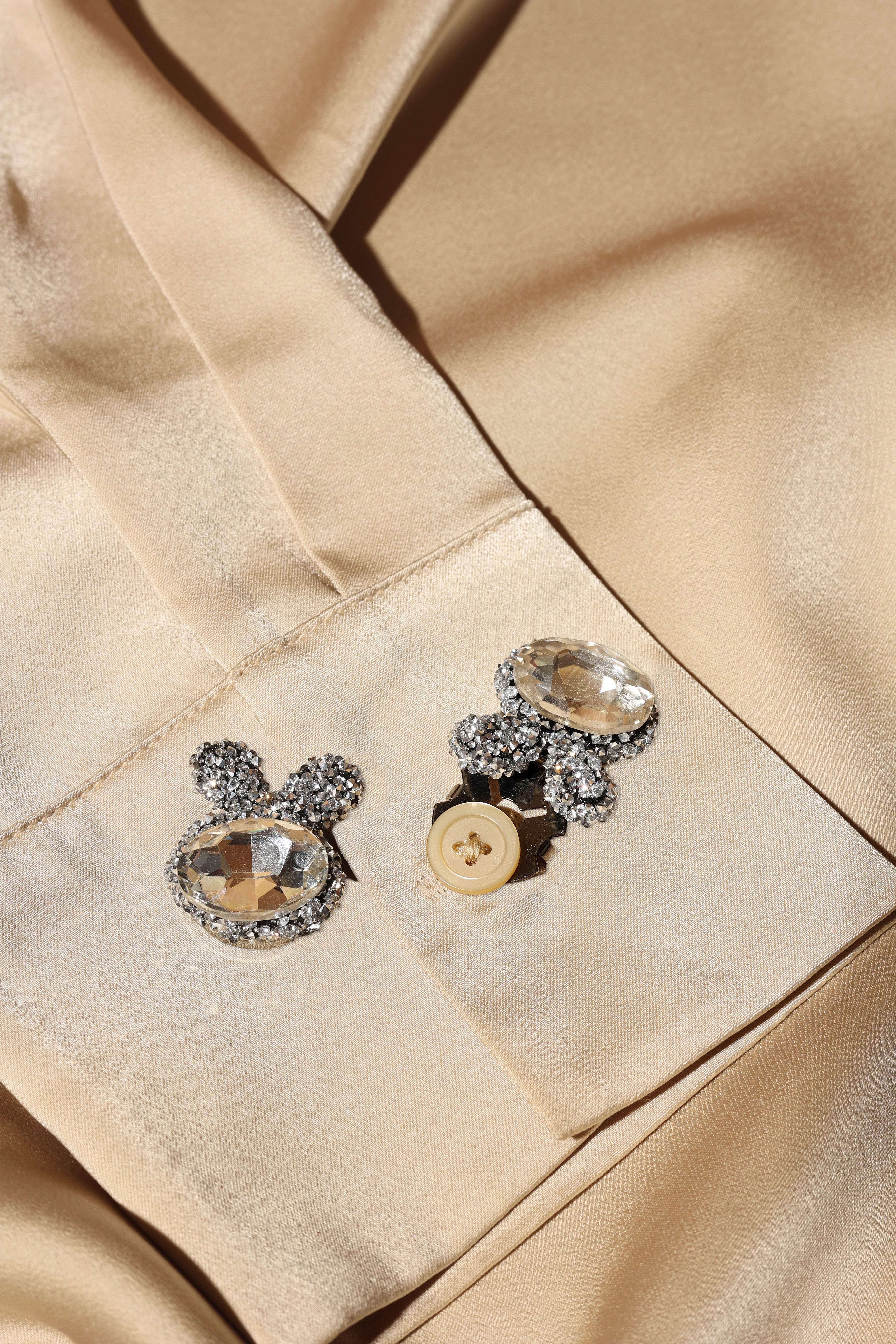 Hop & Lock- A Charming Design That Adds a Whimsical Touch