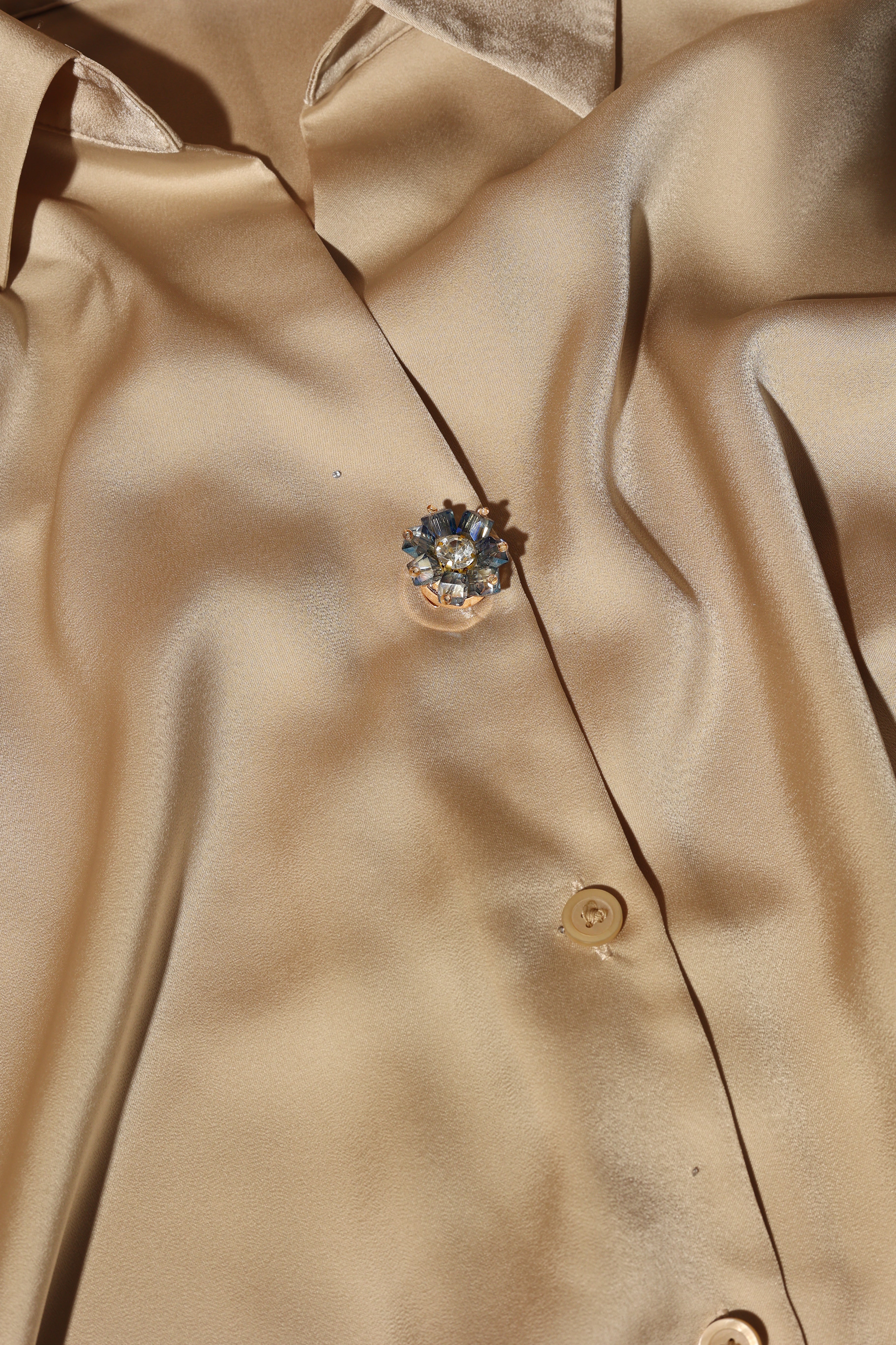 Iris – Floral Shirt Button Covers for Soft Pastel Elegance