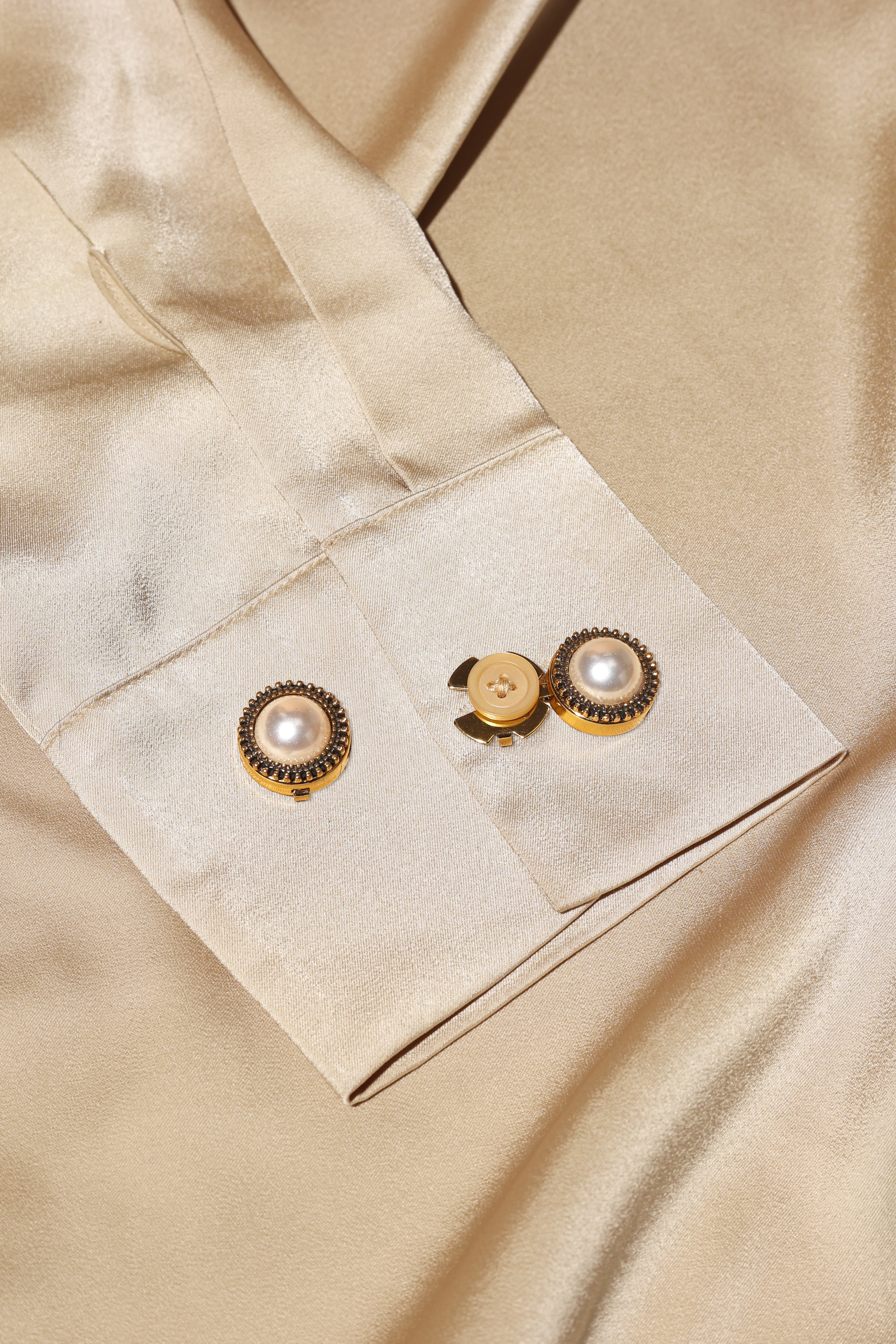 Retro Pearl- Classic Pearl with a Nostalgic Retro Charm