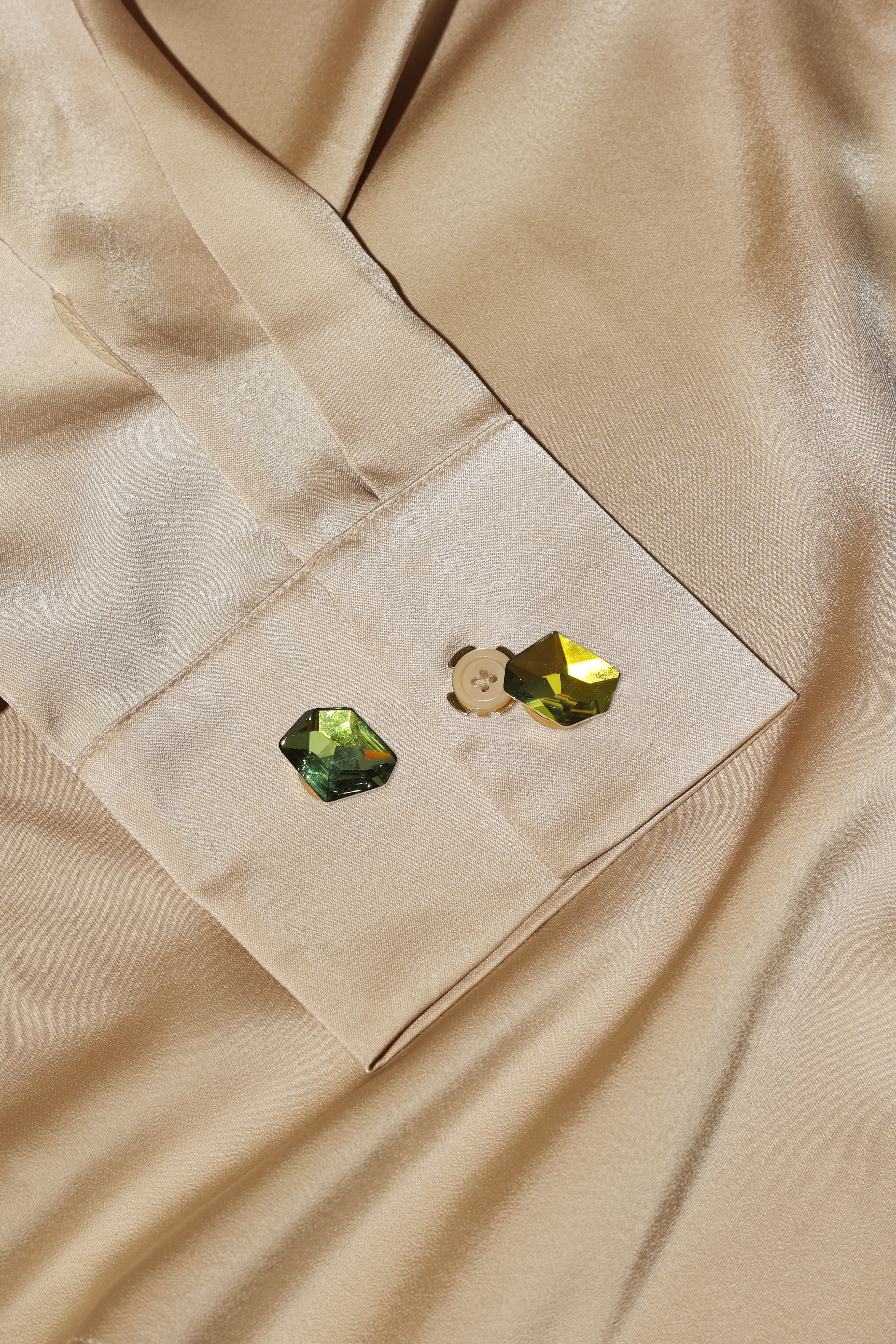 Crystal- A luminous sparkle for an elegant finish