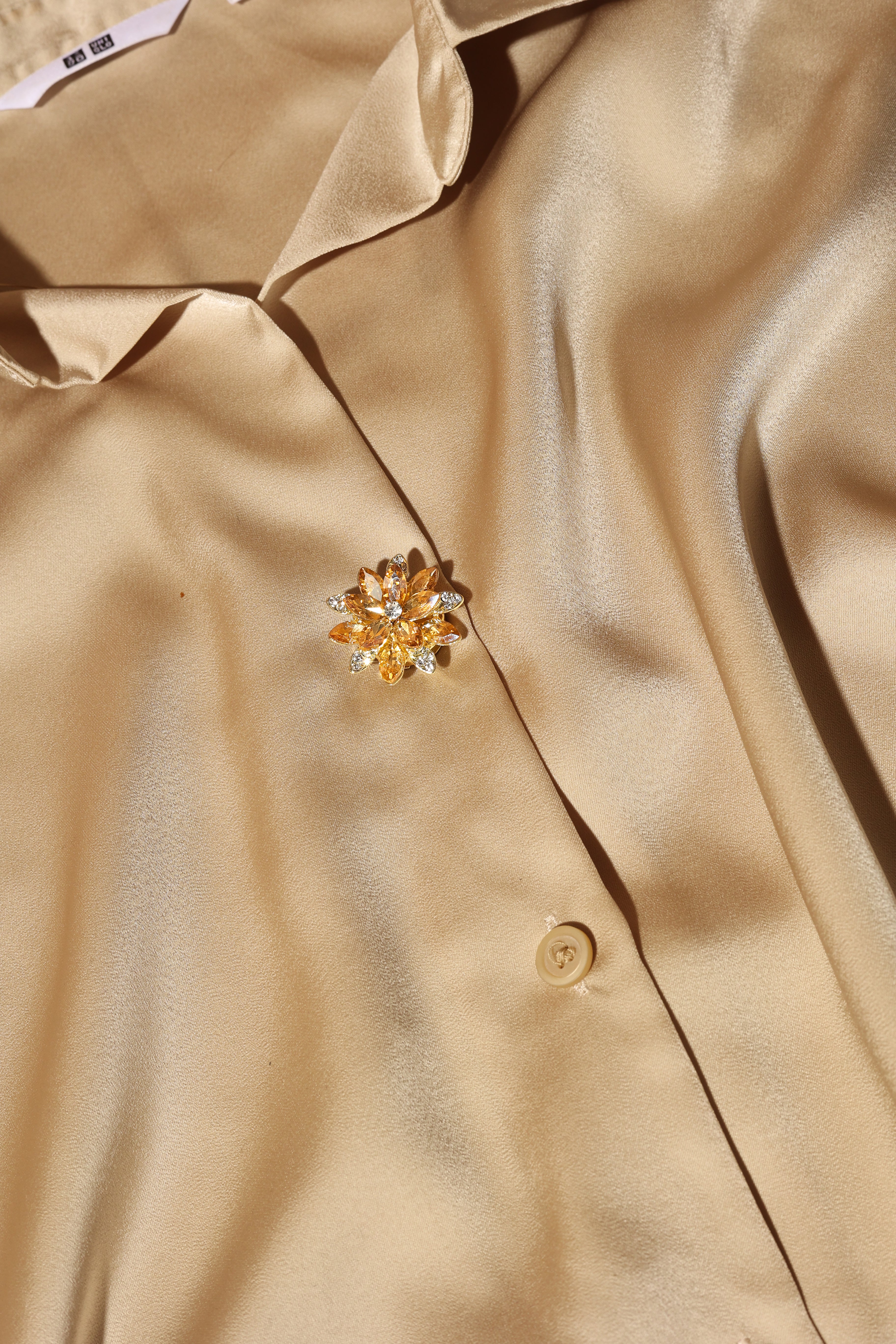 Bloom- Sculpted floral detailing for an artistic finish