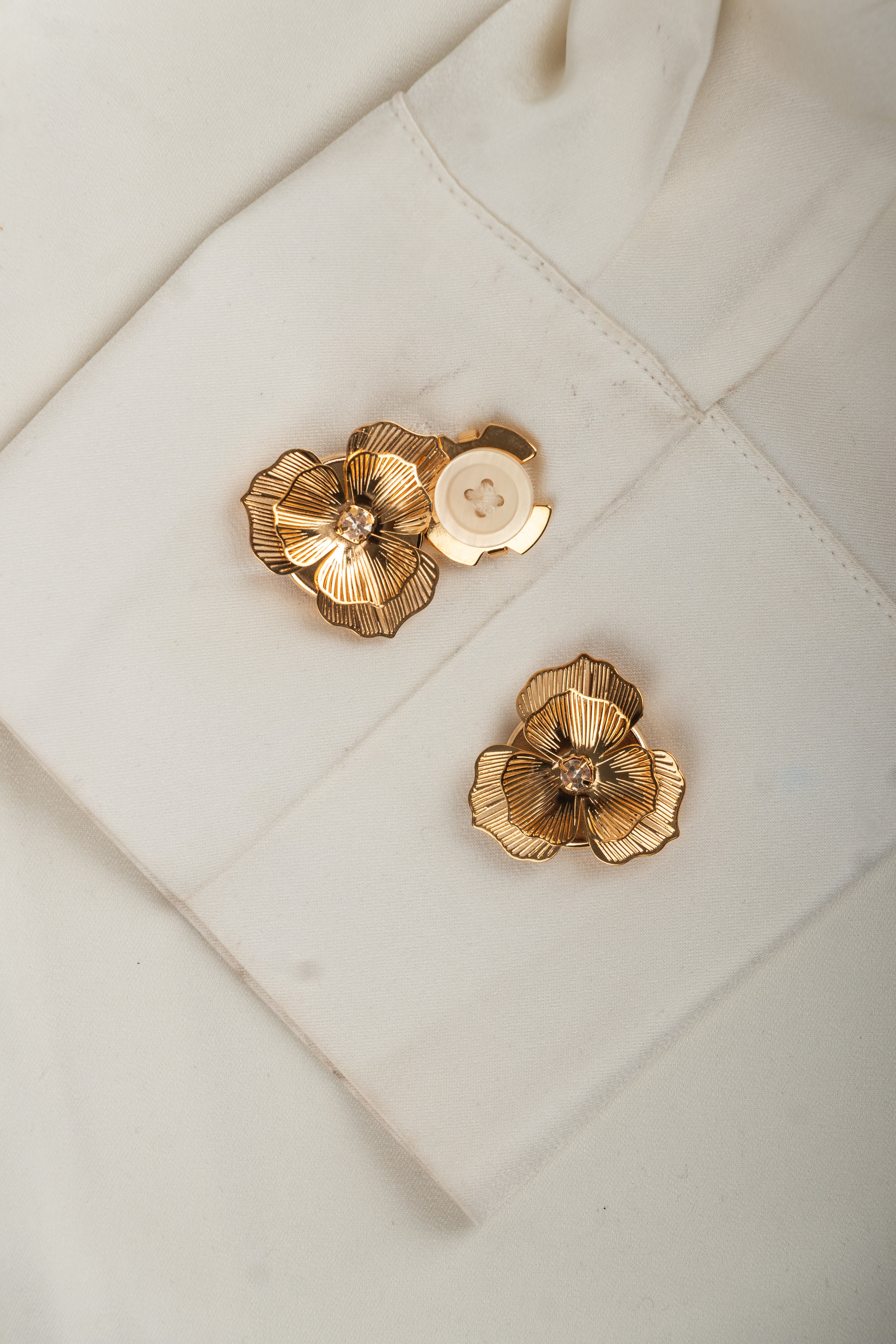 Spiked Bloom – Blending Softness with Bold Spikes