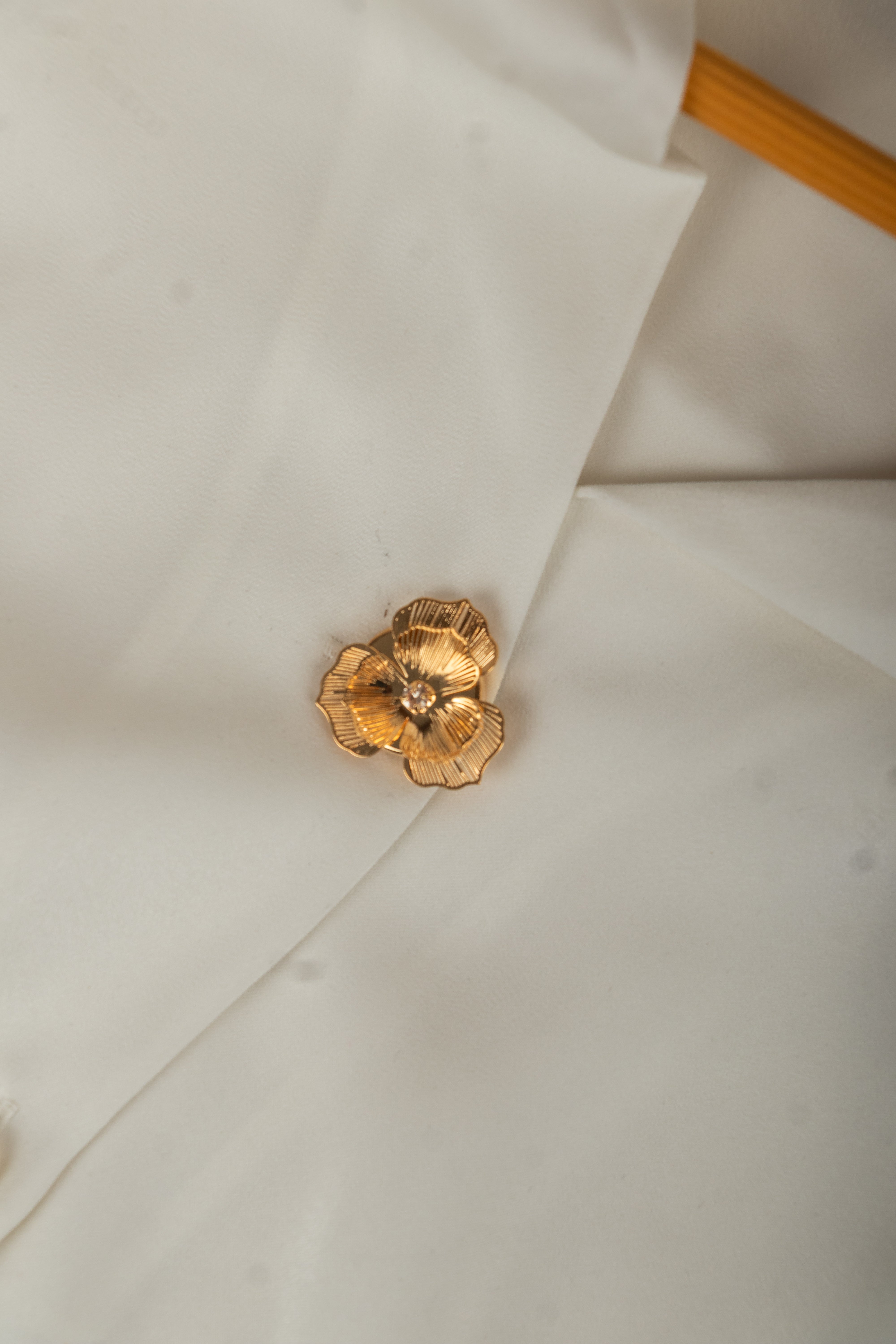 Spiked Bloom – Blending Softness with Bold Spikes