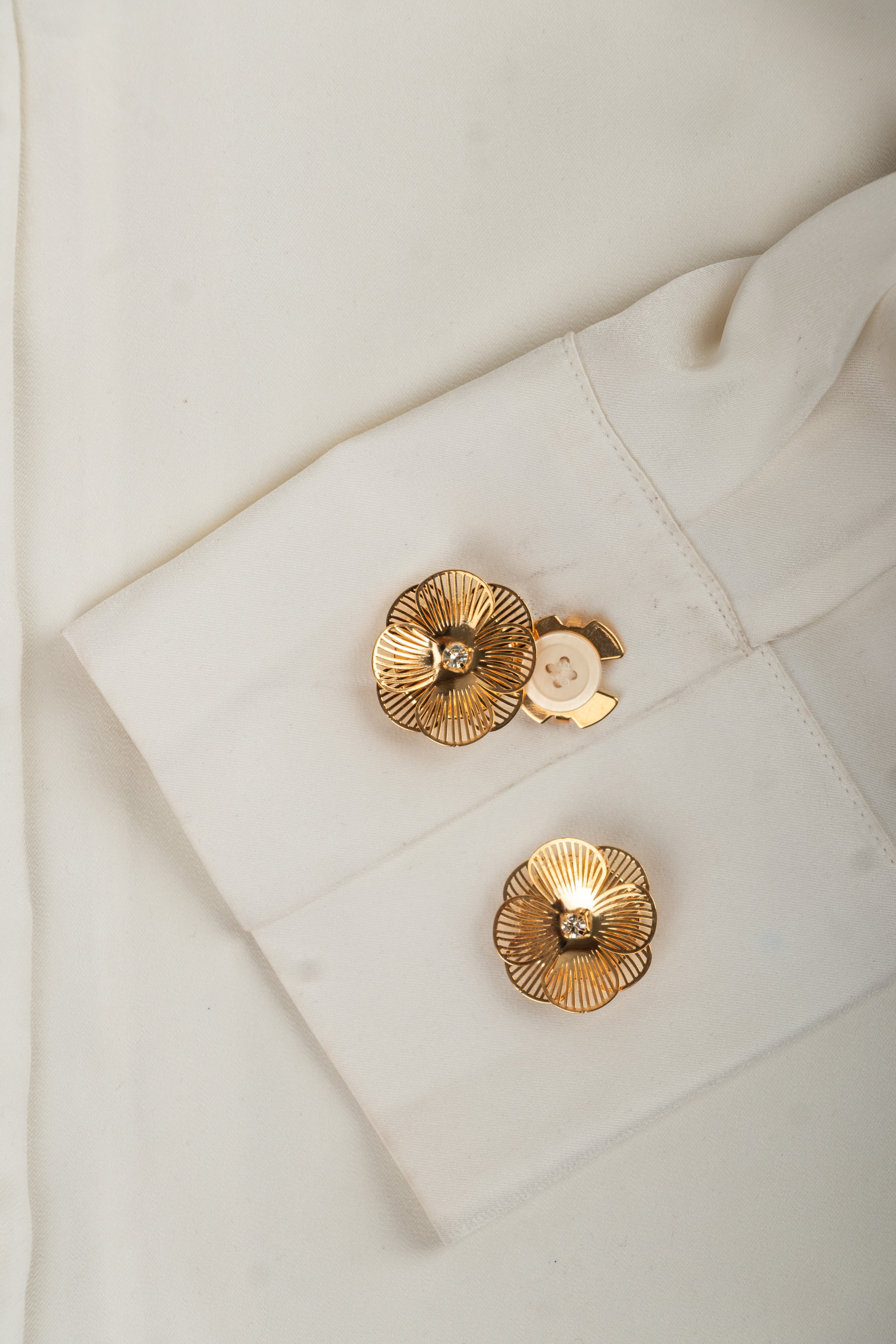 Spire Bloom – Gold Button Covers Inspired by Sculpted Floral Design
