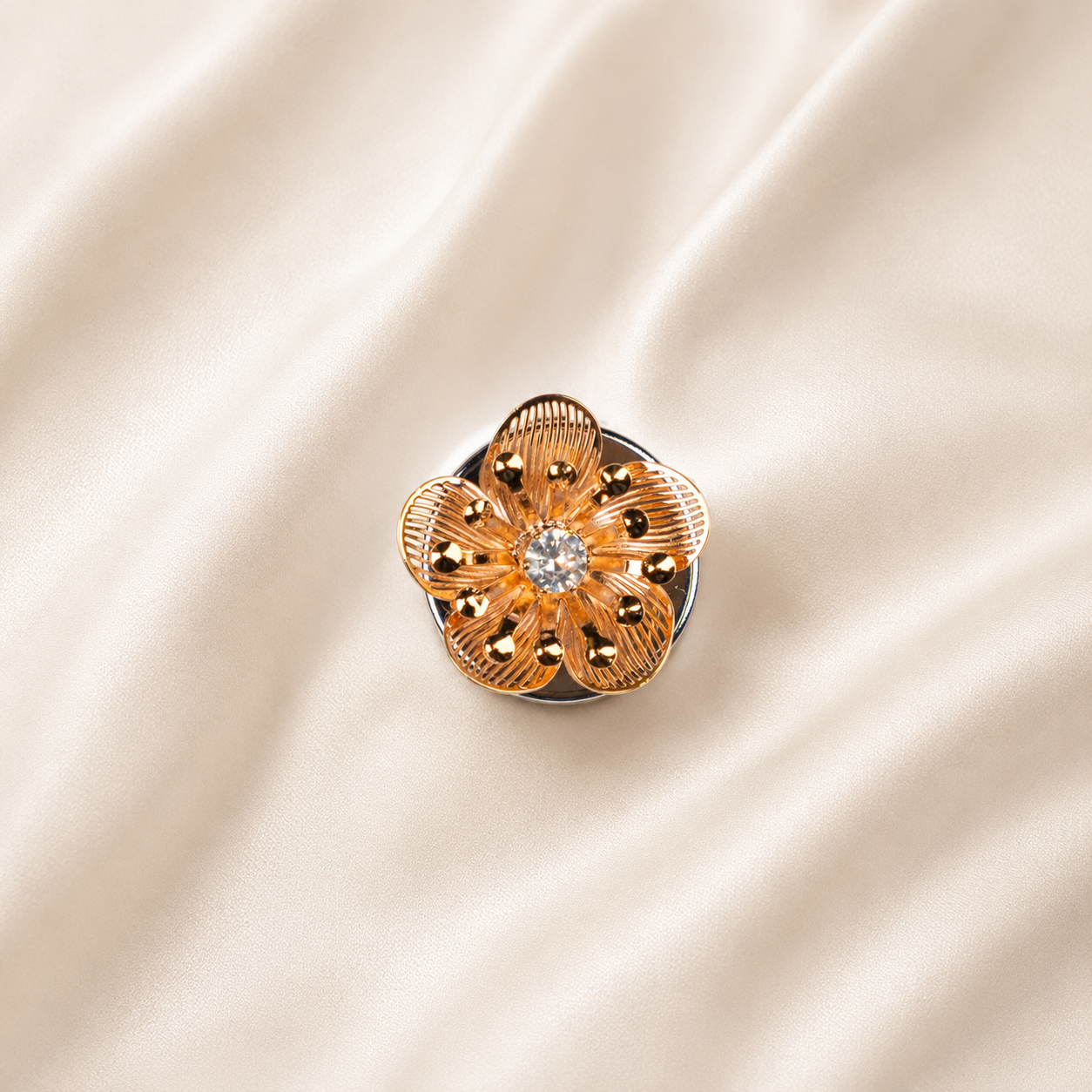 Floral Accent – Shirt Button Covers That Instantly Upgrade Any Shirt