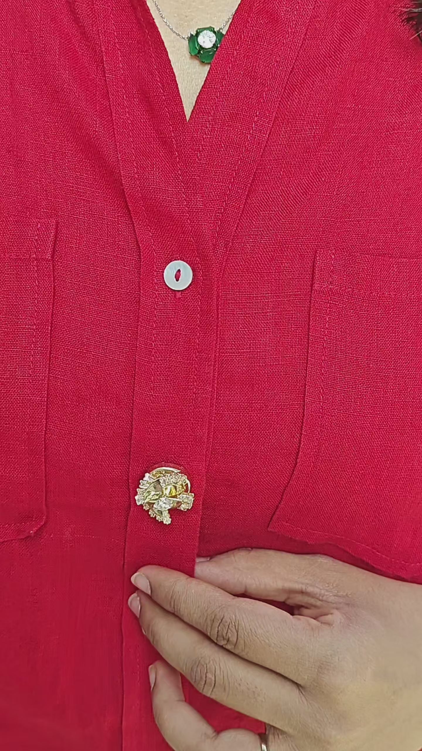 Aurum- Luxe Gold Finish for an Elegant Look