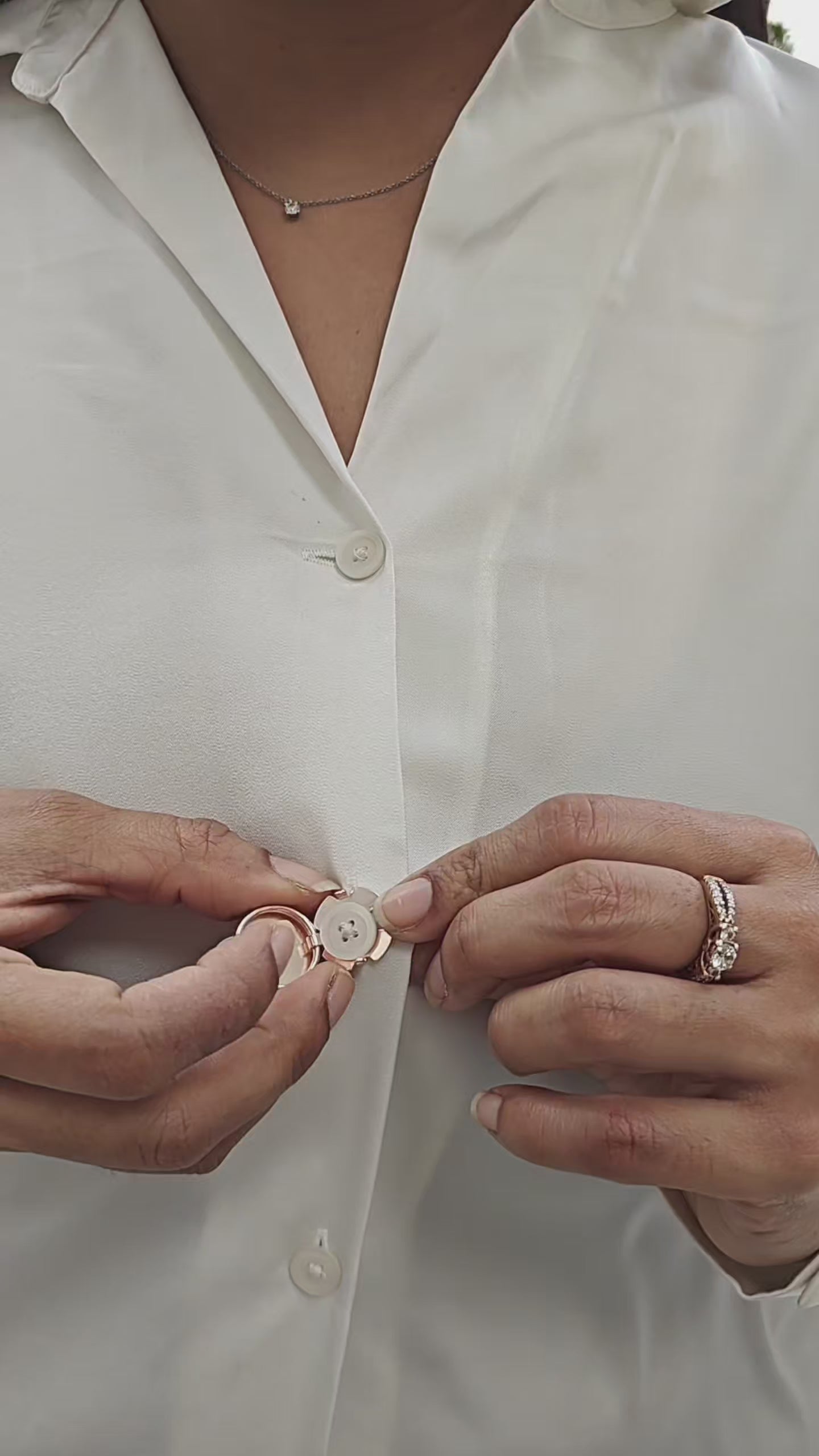 Frostbite- Icy Crystal Finish for a Frosted Sparkle