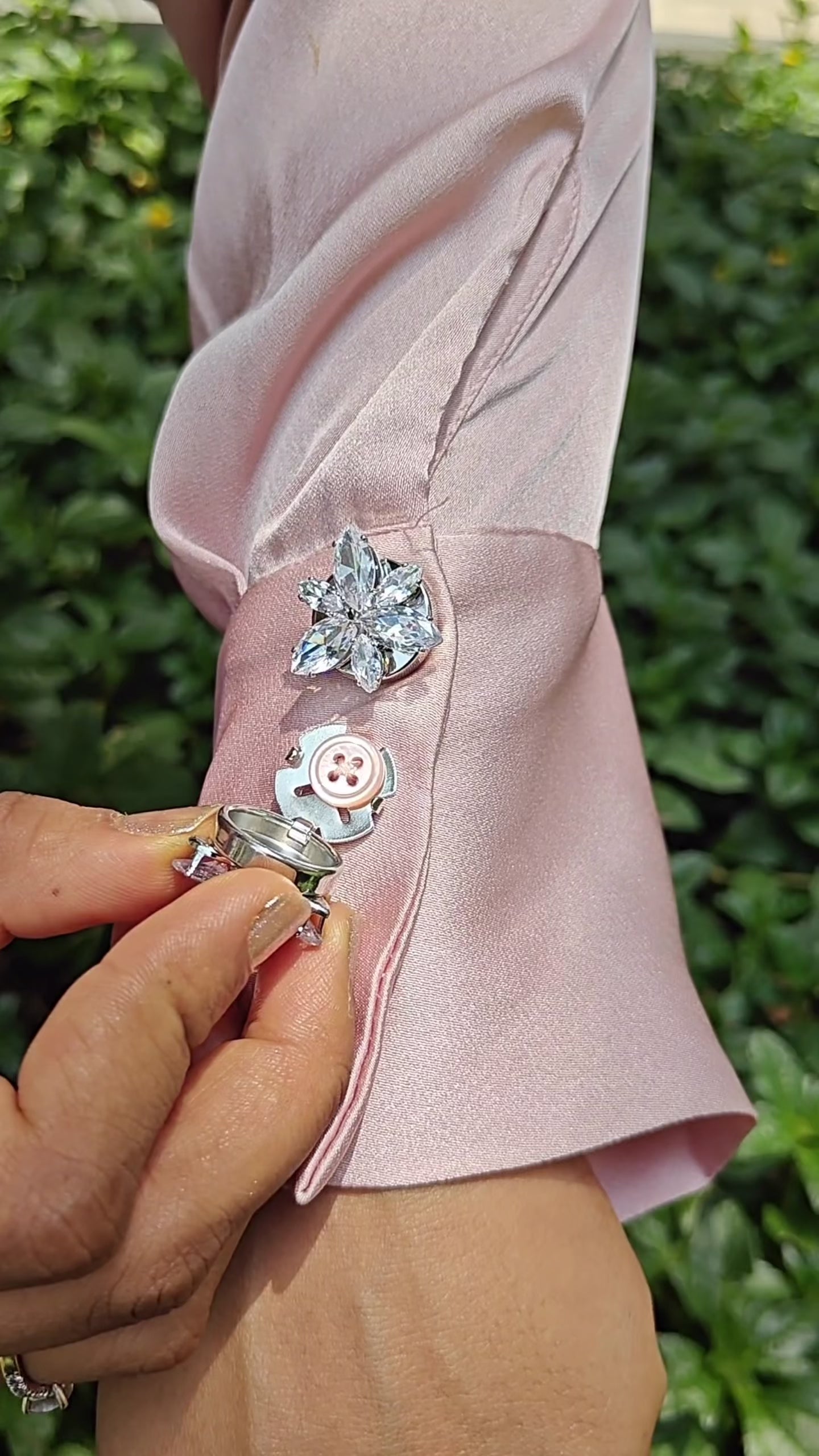 Glimmers – Button Covers for a Subtle Statement Look
